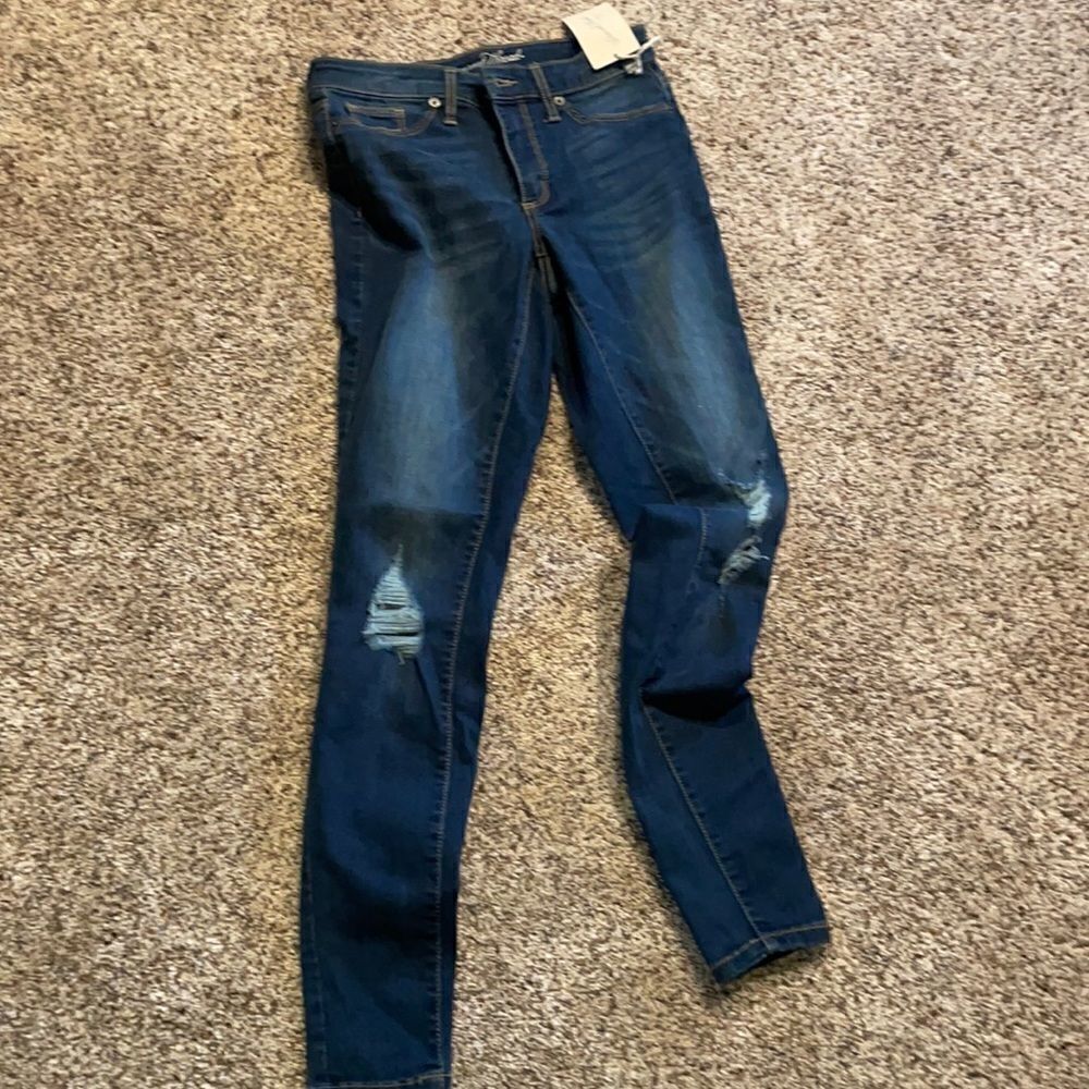 Universal Thread jeans - NWT